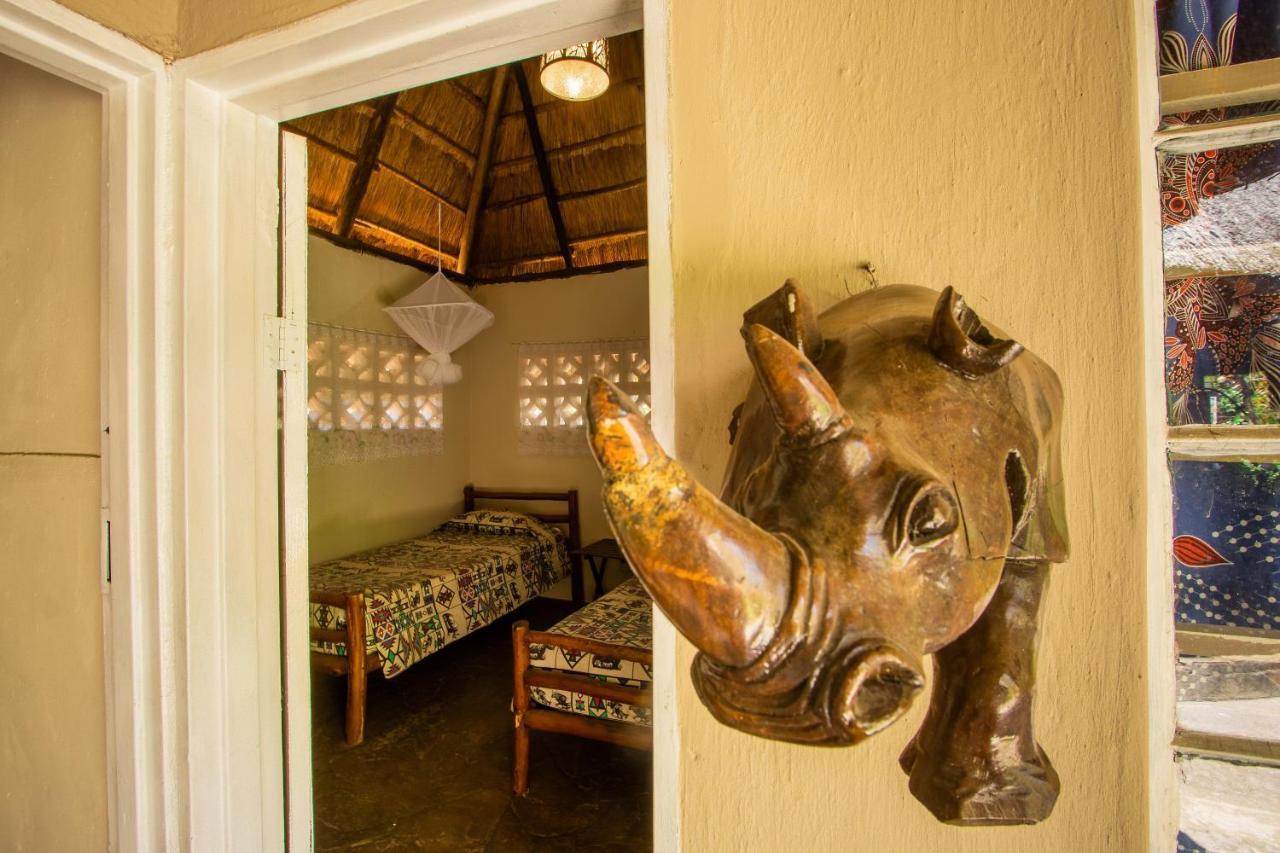 Victoria Falls Backpackers Lodge Екстериор снимка