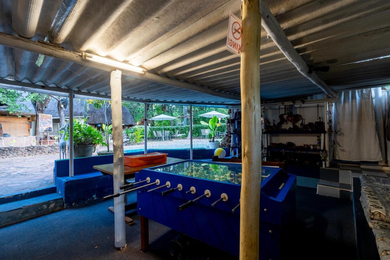 Victoria Falls Backpackers Lodge Екстериор снимка