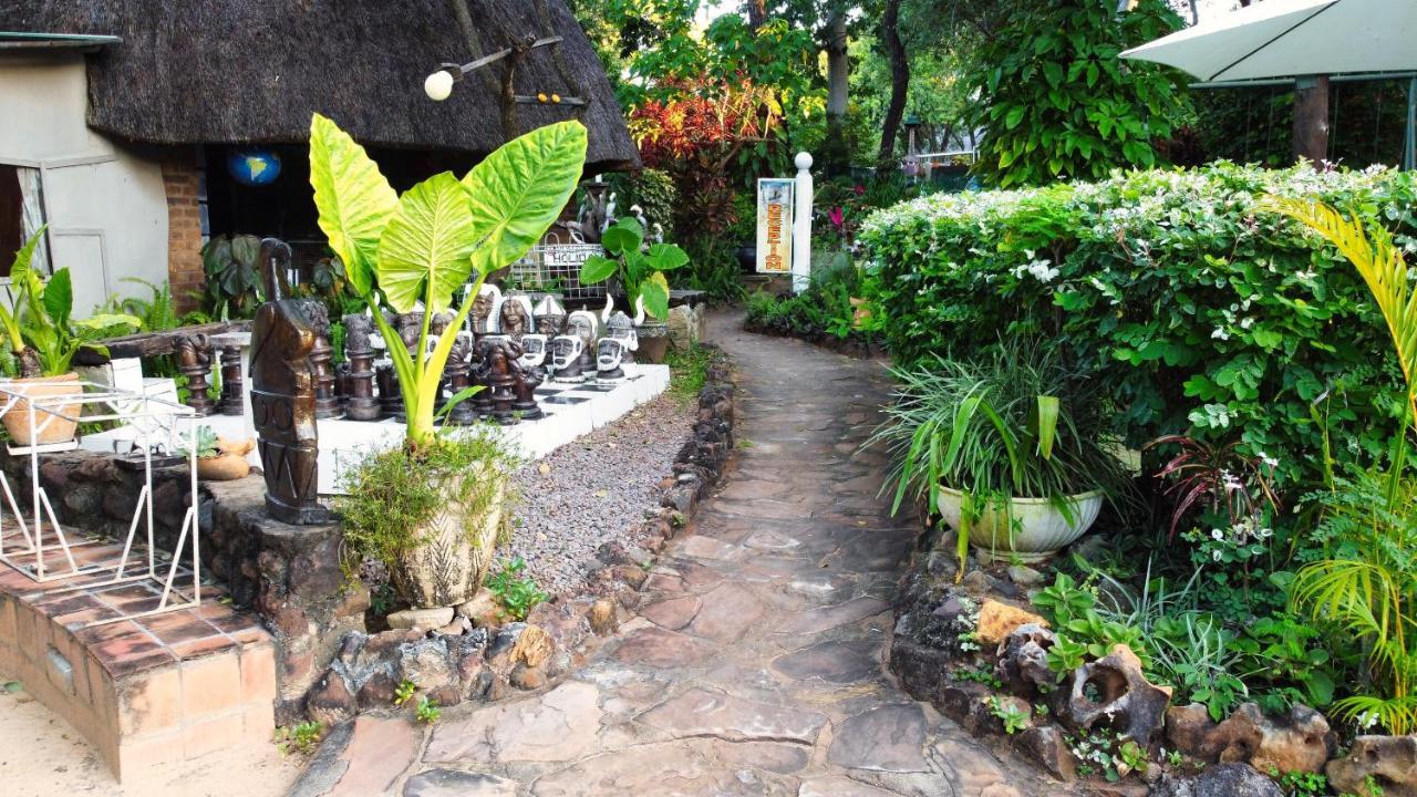 Victoria Falls Backpackers Lodge Екстериор снимка