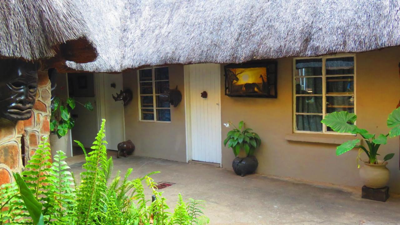 Victoria Falls Backpackers Lodge Екстериор снимка